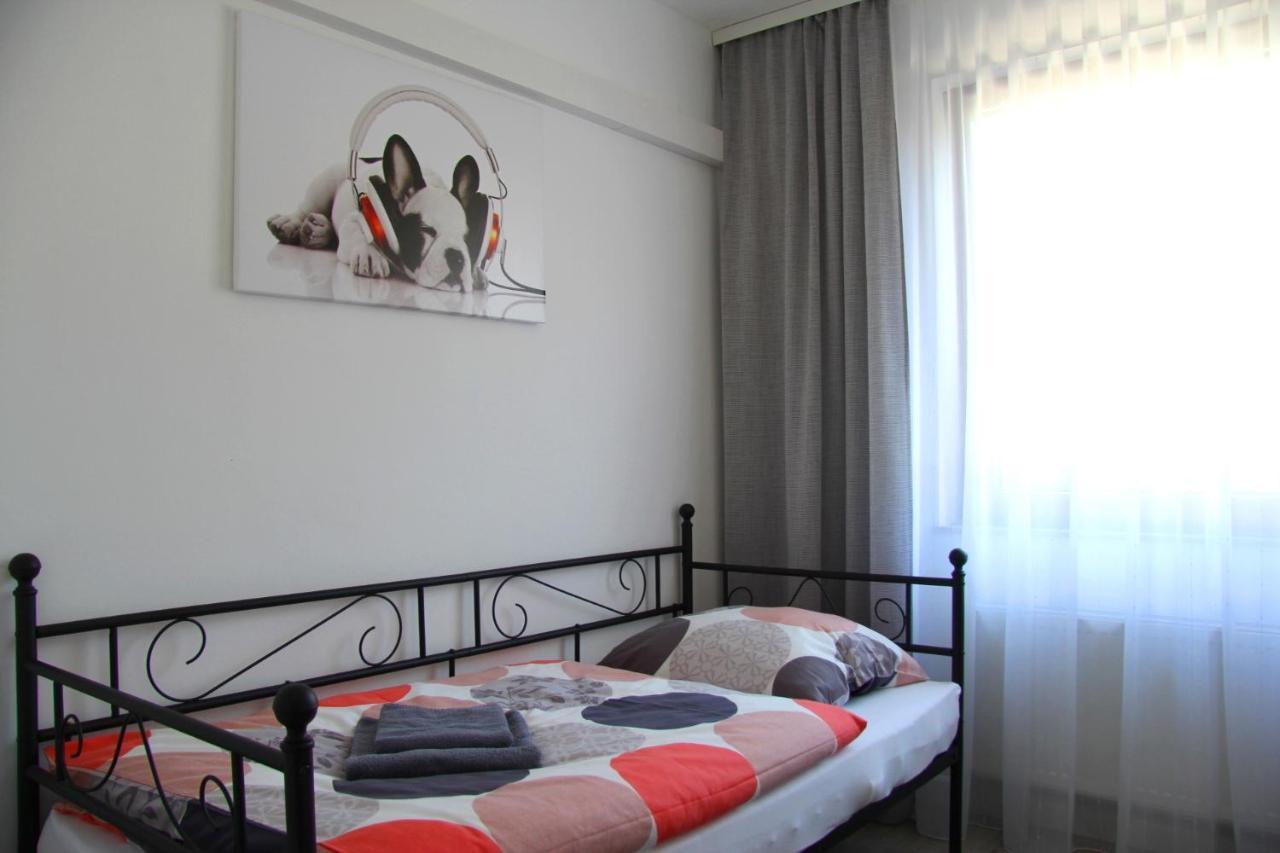 Geraeumige 4 Zimmer Wohnung An Den Kaiserthermen ترير المظهر الخارجي الصورة